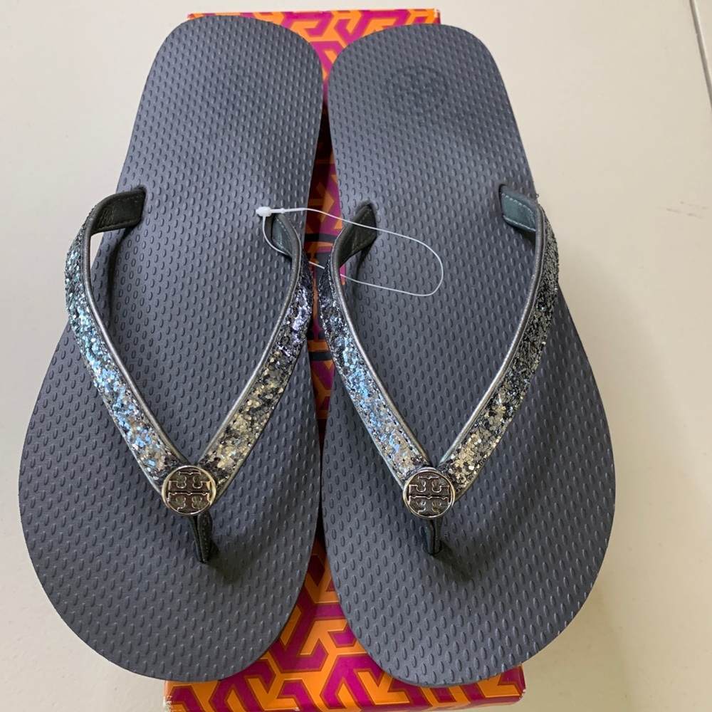 New in Box Tory Burch Flip Flops Size 9